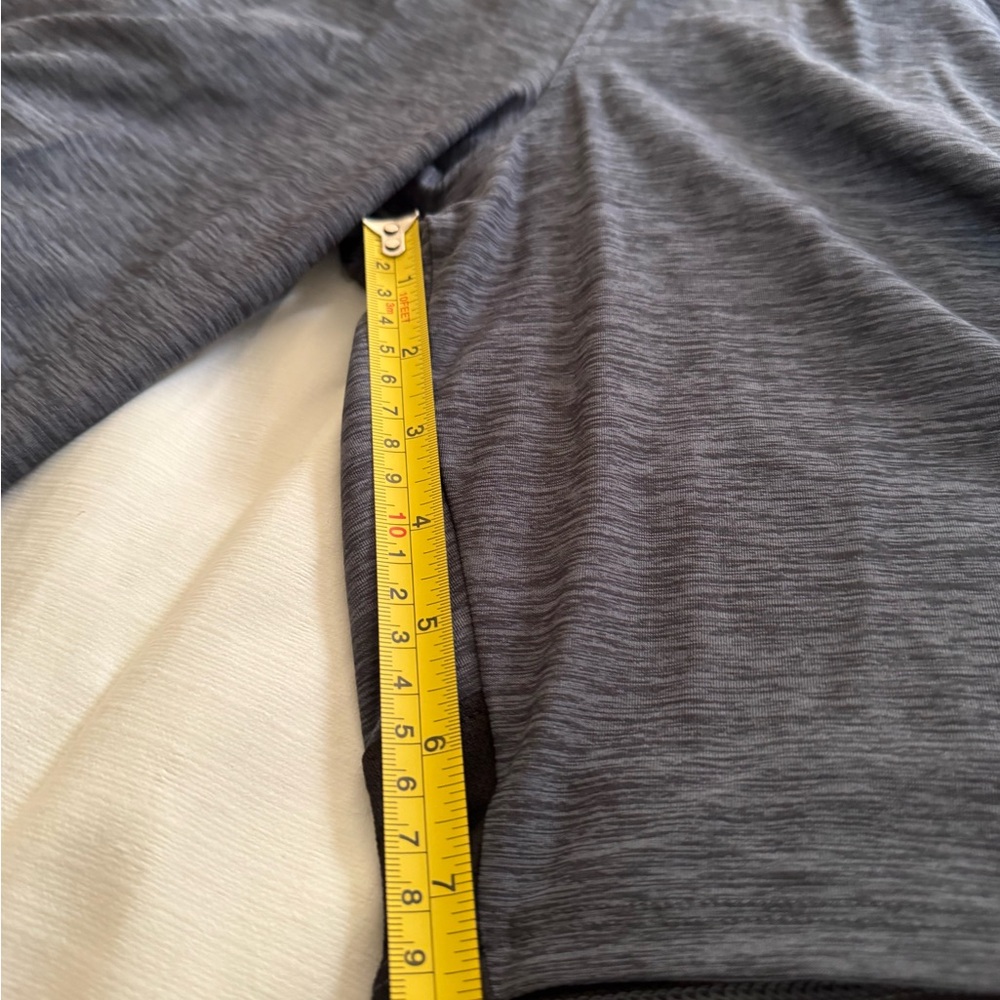Men's/ Boy’s Athletic Grey Performance Shorts S (28-30) - Picture 9 of 9
